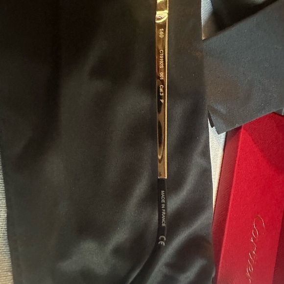 Cartier Aviator Sunglasses Gold - Picture 4 of 11